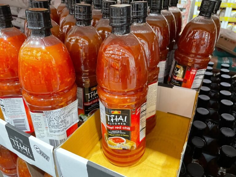 THAI KITCHEN RED CHILI 泰式辣椒醬1公升 #432444