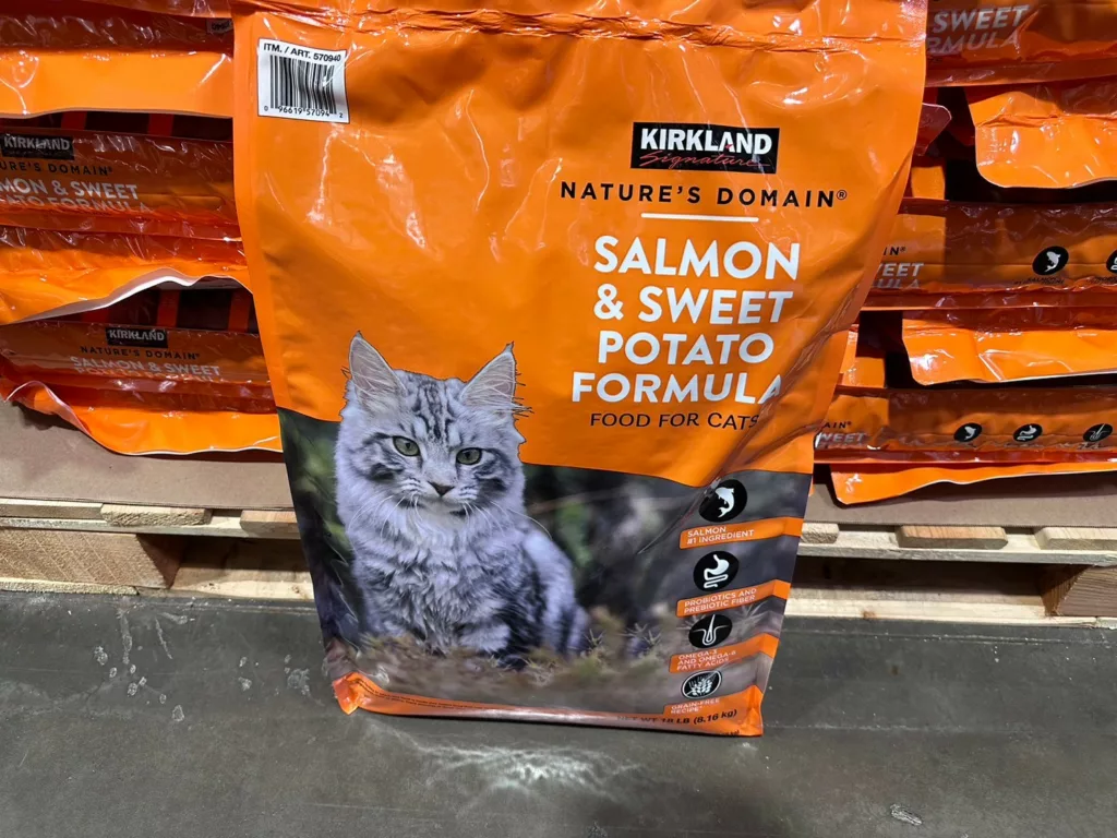 科克蘭乾貓糧鮭魚和甘薯配方#570940