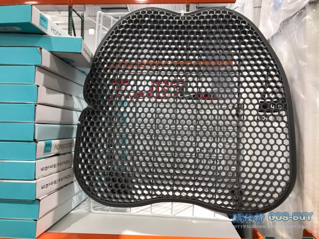 AIRIA LIVING CHAIR PAD 蜂巢狀坐墊 尺寸：38 X 40公分 #132204