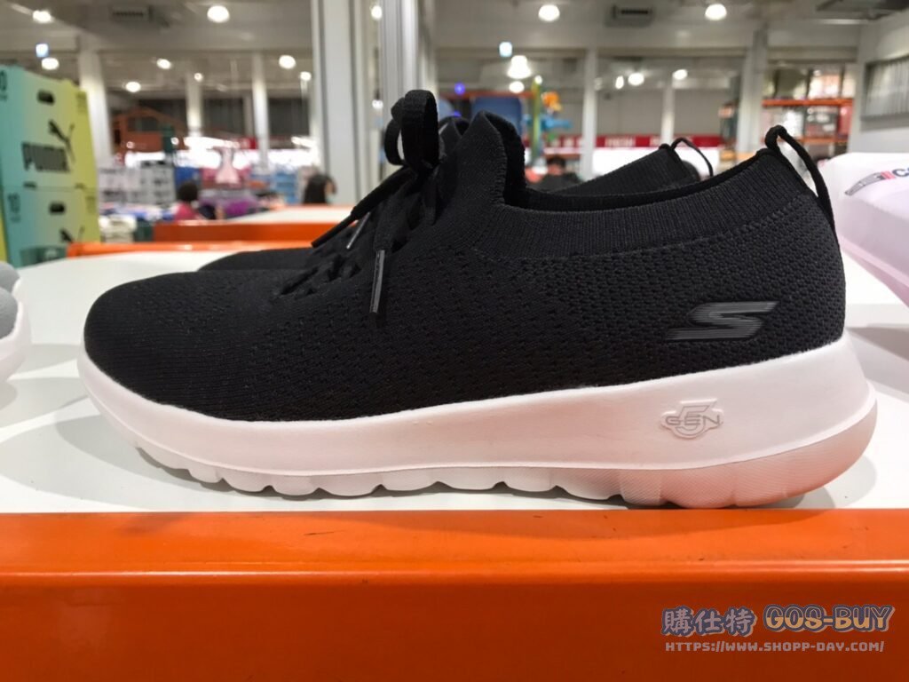SKECHERS女休閒健走鞋