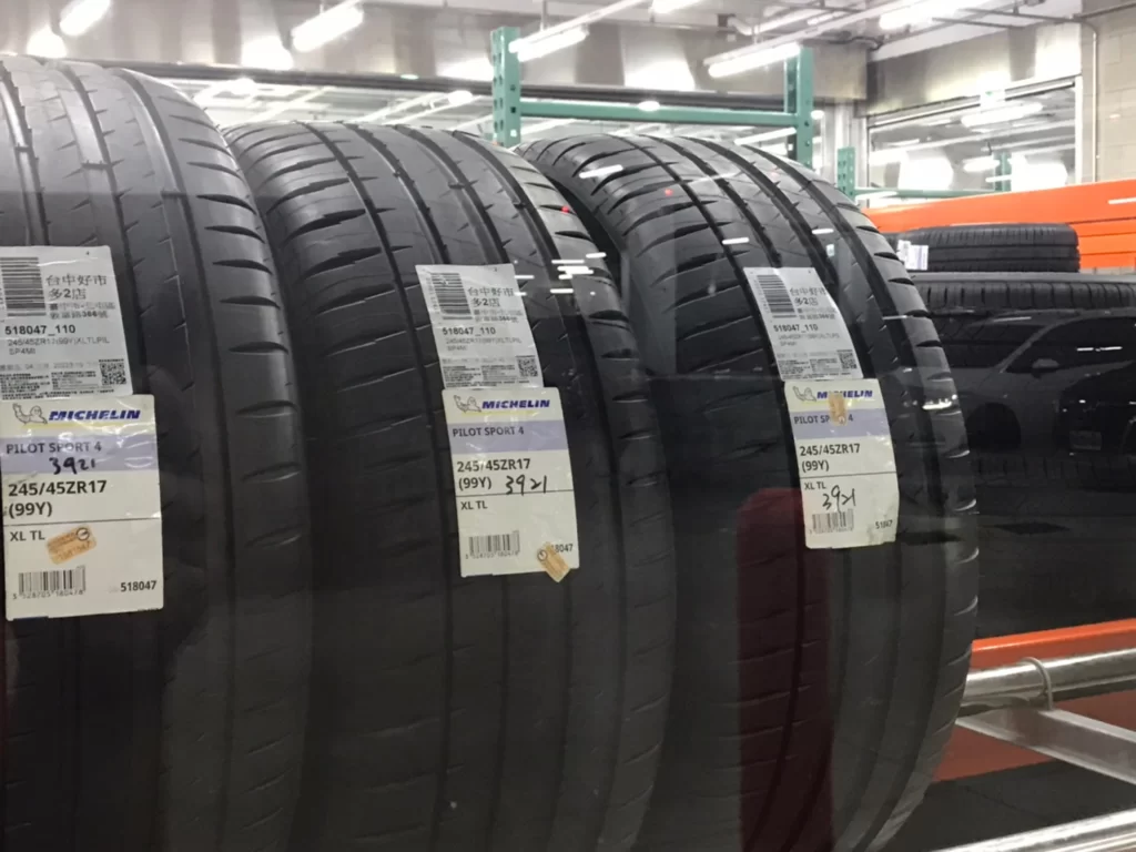 MICHELIN米其林 PILOT SPORT 4 245/45 R17 99Y