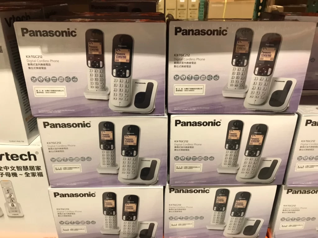 PANASONIC數位無線雙子機免持擴音型 KX-TGC212TW/KX-TGCA20