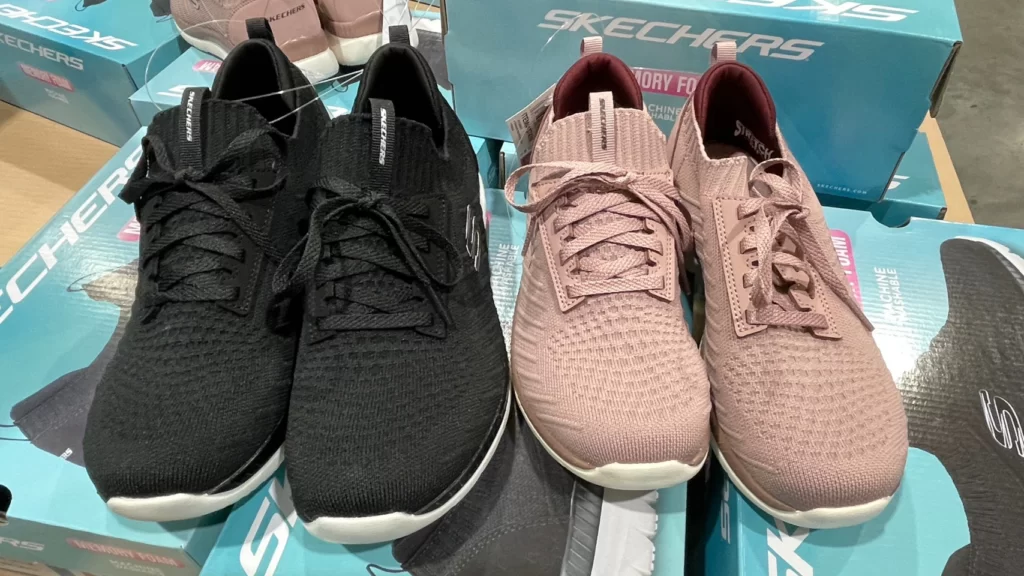 SKECHERS女休閒運動鞋