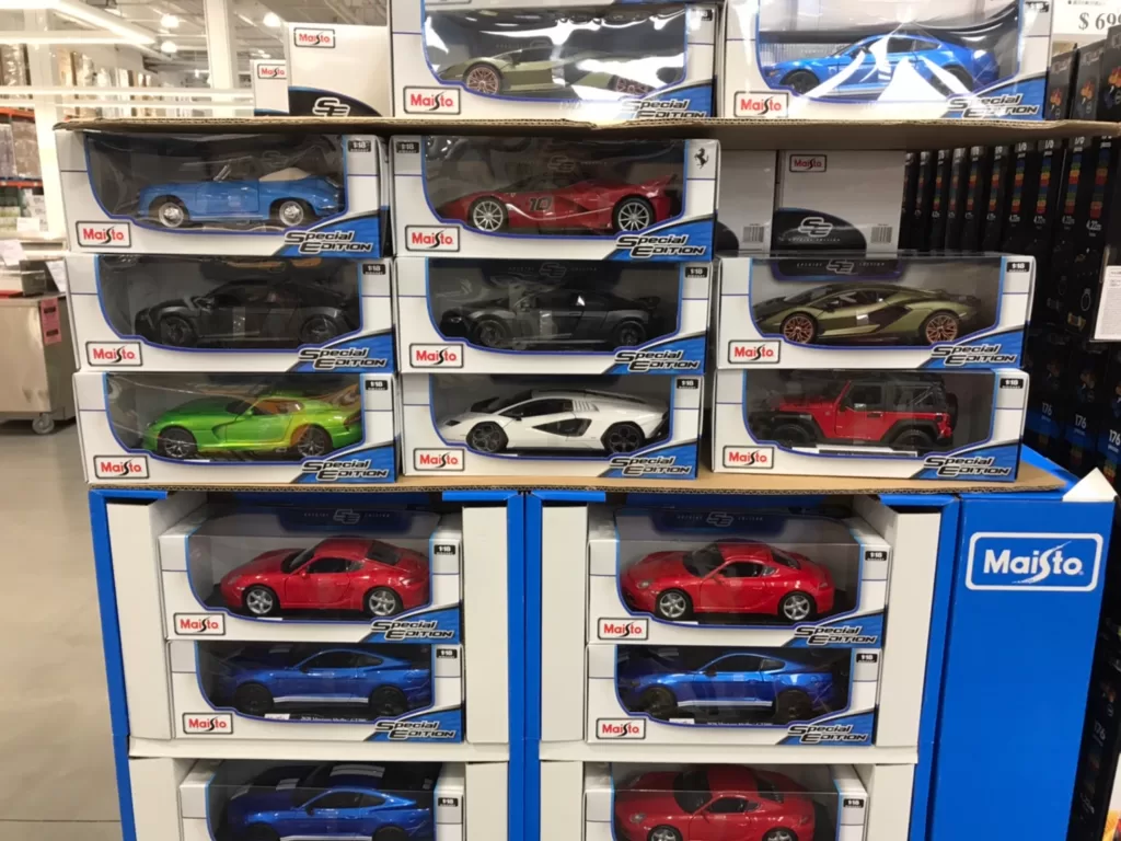 MAISTO 1:18 DIE CAST CAR 收藏模型車#46629